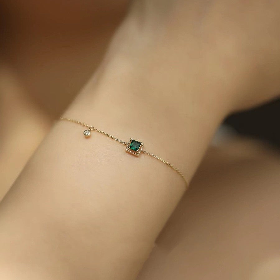 Women's Stylish Retro Minimalism Square Sugar Zircon Bracelet