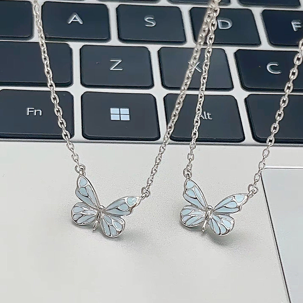 Auroria-Fashion Blue Luminous Butterfly Necklace Bracelet