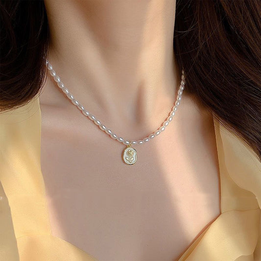 Auroria-Inspired Pearl Choker Necklace For Women